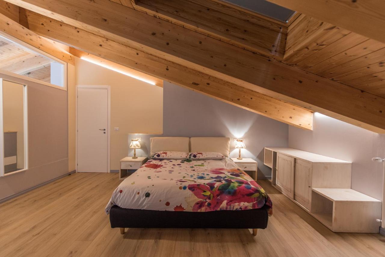 Loft 29 Mansardato Con Ampio Terrazzo Bussoleno Kültér fotó